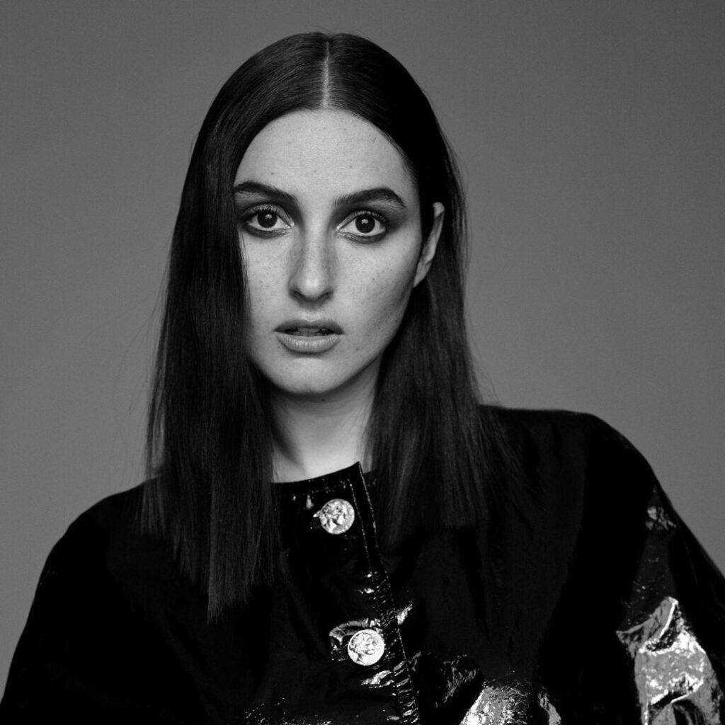 BANKS' New Album 'Off With Her Head' FeaturesDoechii And Yseult