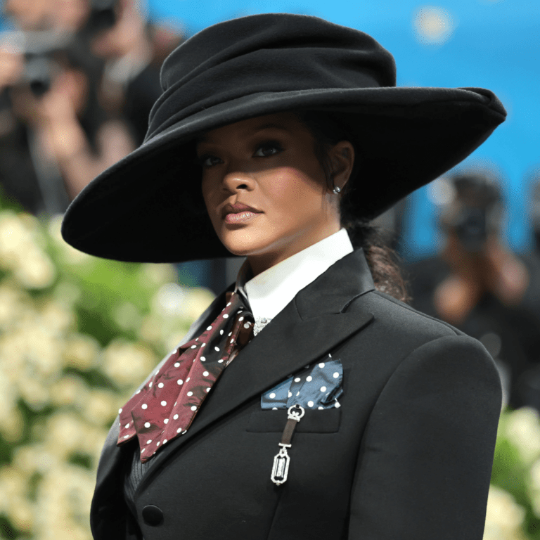 Rihanna Reveals Third Pregnancy at Met Gala 2025 in Tailored Marc Jacobs Look